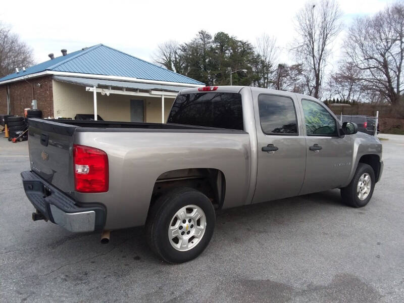 2009 Chevrolet Silverado 1500 for sale at AMANA AUTO SALES in Greensboro NC