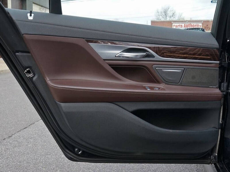 2022 BMW 7 Series 750i xDrive