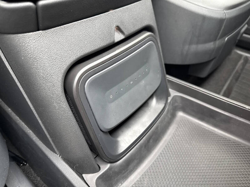 2023 Rivian R1S Adventure