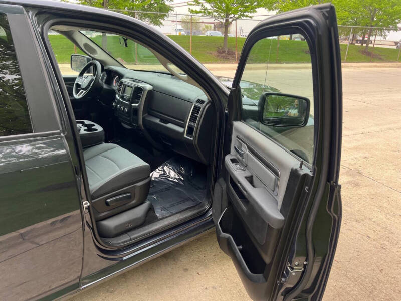 2021 RAM 1500 Classic SLT