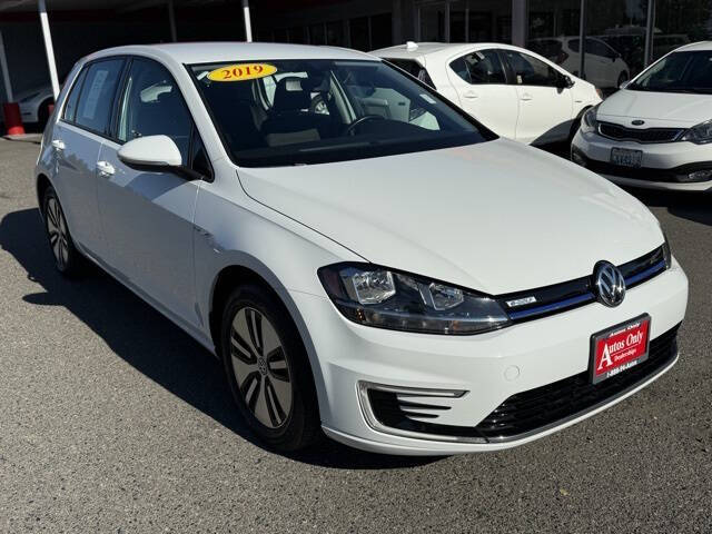 2019 Volkswagen e-Golf SE