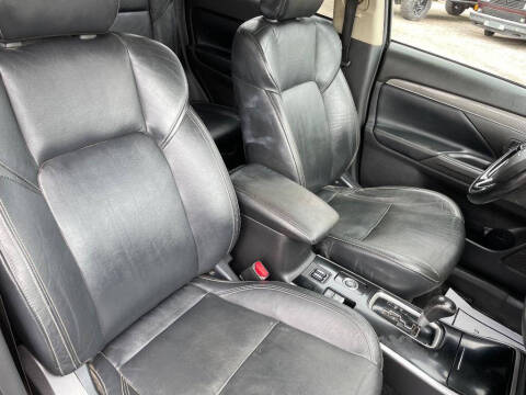 2020 Mitsubishi Outlander SEL