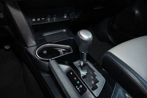 2016 Toyota RAV4 Hybrid Limited