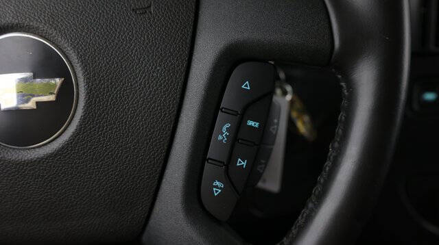 2023 Chevrolet Express 2500
