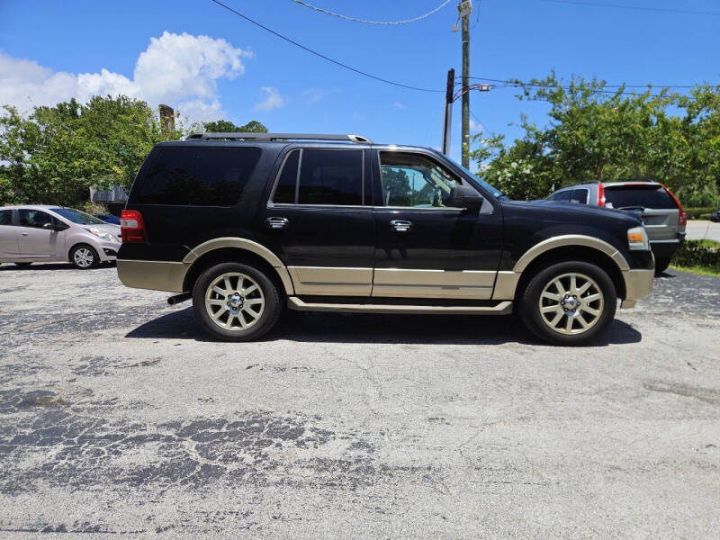 2011 Ford Expedition XLT
