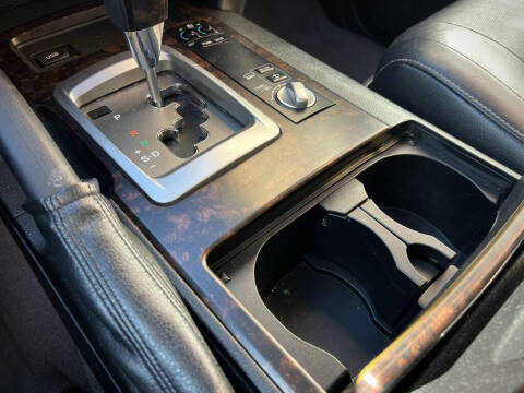 2013 Toyota Land Cruiser