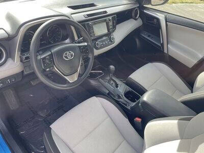 2017 Toyota RAV4 Hybrid LE Plus