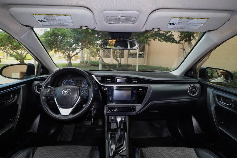 2017 Toyota Corolla SE