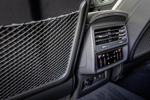 2025 Audi RS Q8 performance 4.0T quattro