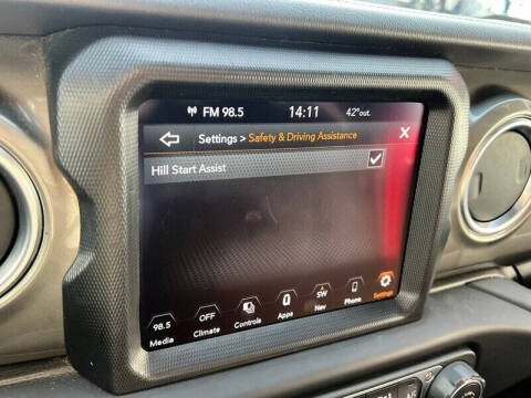 2023 Jeep Gladiator Overland