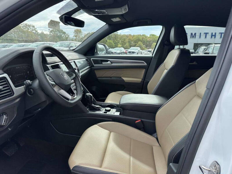 2023 Volkswagen Atlas Cross Sport V6 SE 4Motion