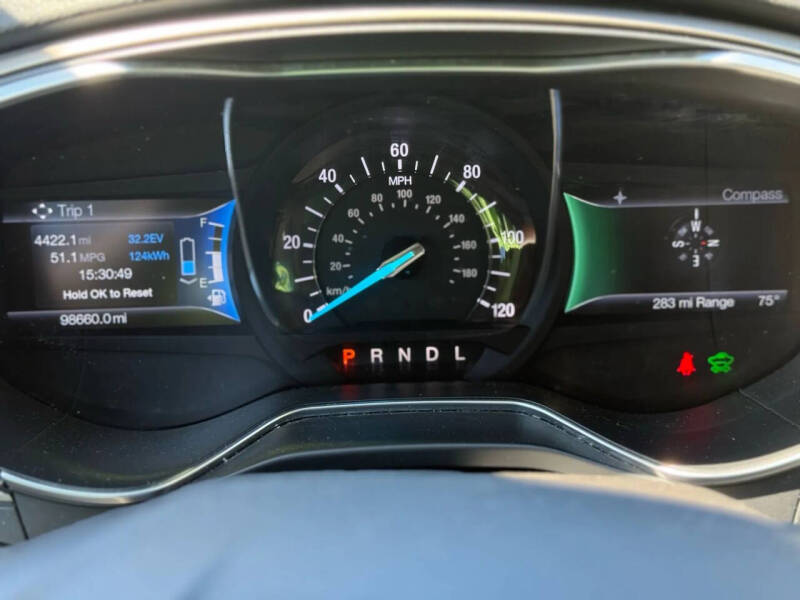 2016 Ford Fusion Energi SE Luxury