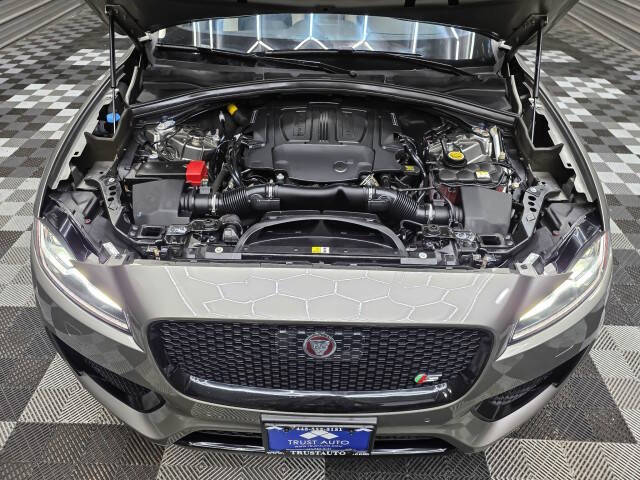 2019 Jaguar F-PACE S