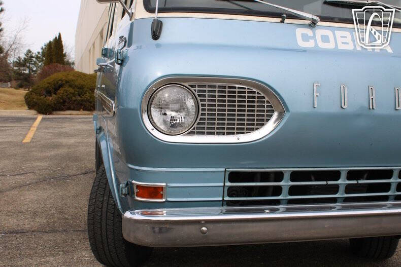 1967 Ford E-150