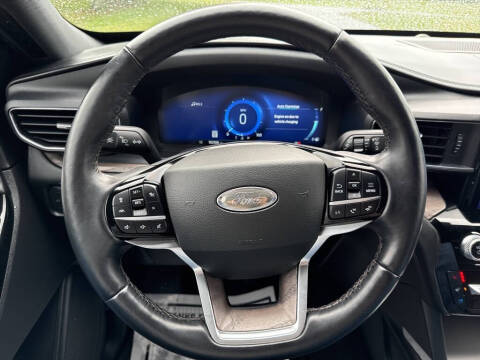 2022 Ford Explorer Platinum