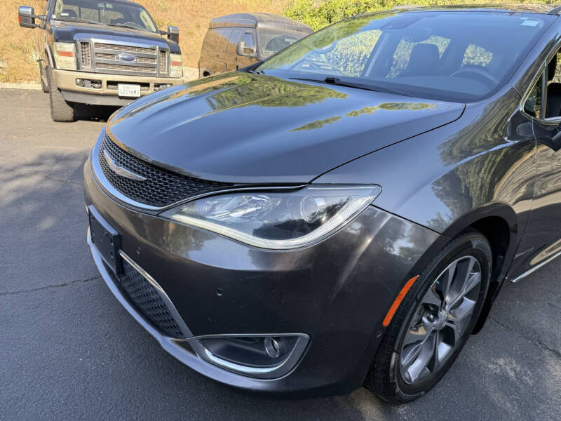 2017 Chrysler Pacifica Limited