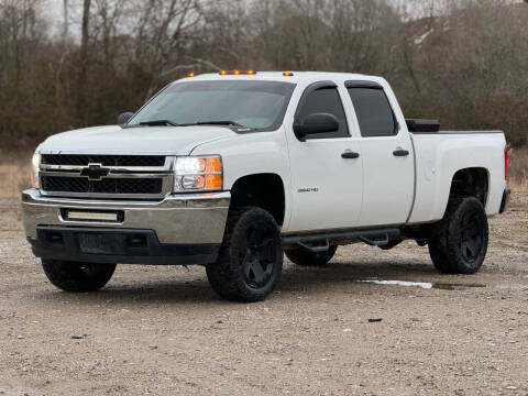 2013 Chevrolet Silverado 2500HD for sale at OVERDRIVE AUTO SALES, LLC. in Clarksville IN