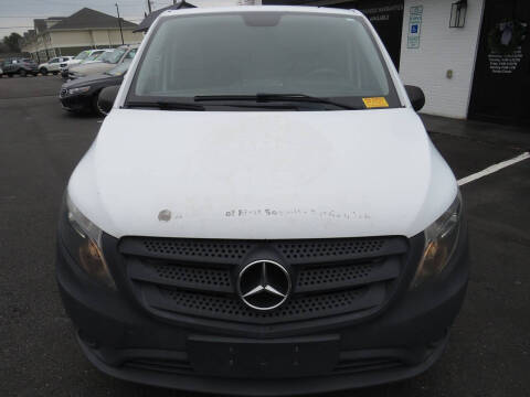 2017 Mercedes-Benz Metris