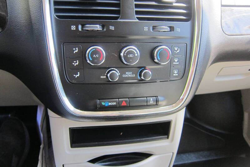 2017 Dodge Grand Caravan SE