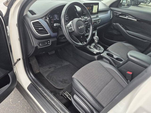 2022 Kia Seltos S