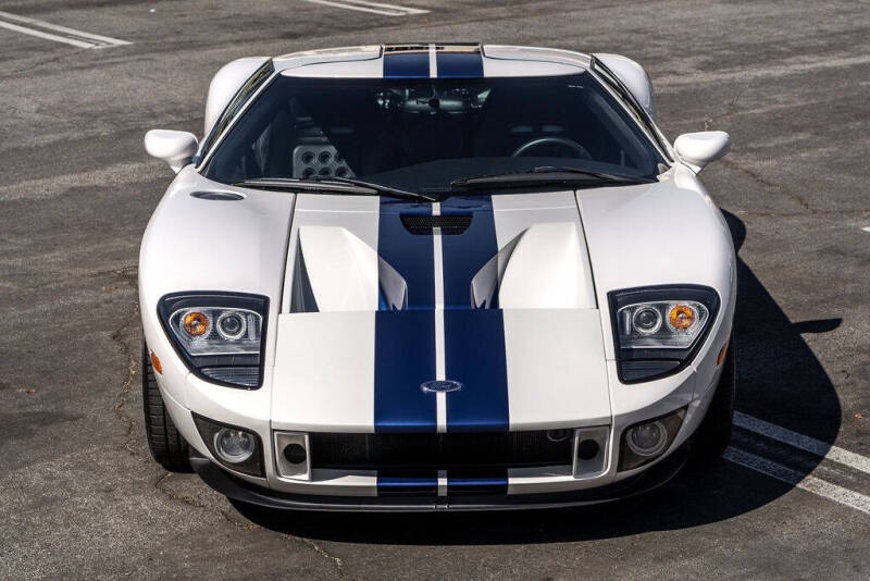 2005 Ford GT