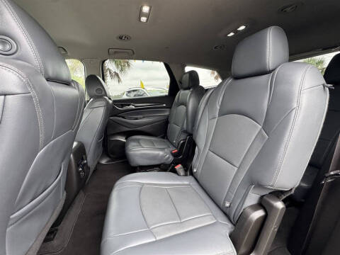 2020 Buick Enclave Essence