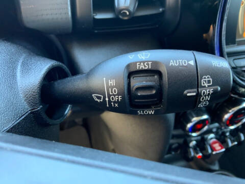 2017 MINI Hardtop 4 Door Cooper