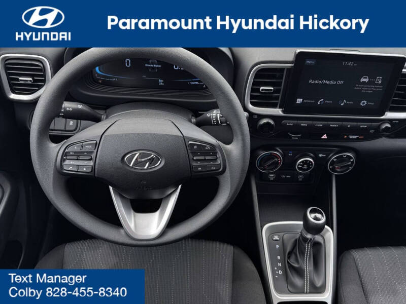 2026 Hyundai Venue SE