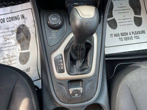 2014 Jeep Cherokee Sport