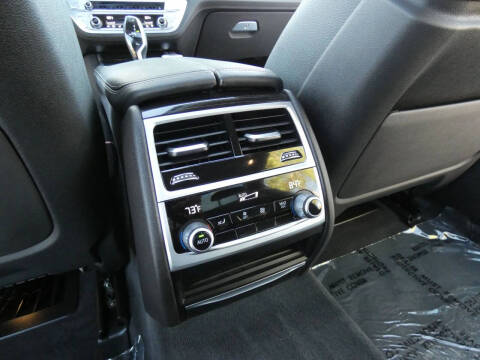 2022 BMW 7 Series 745e xDrive