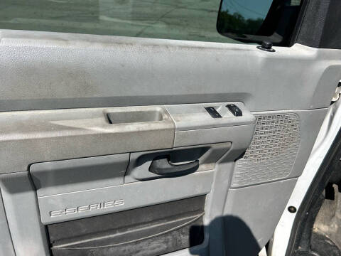 2014 Ford E-Series E-250