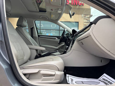 2016 Volkswagen Passat 1.8T SE