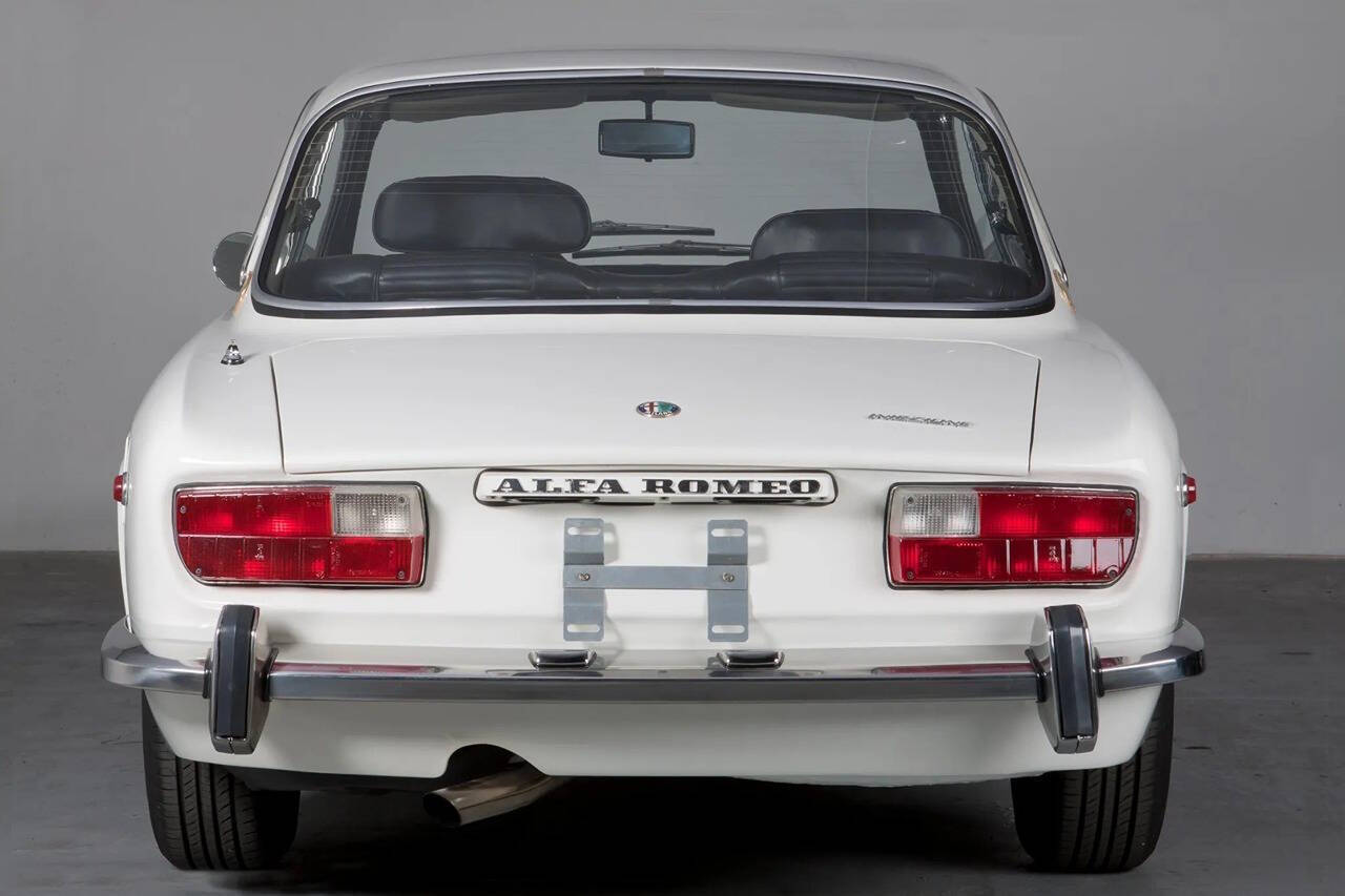 1973 Alfa Romeo 2000 GTV 6