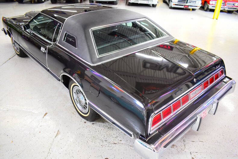 1976 Ford Thunderbird