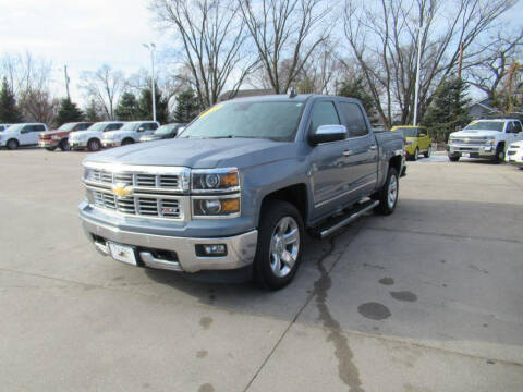 2015 Chevrolet Silverado 1500 for sale at Aztec Motors in Des Moines IA