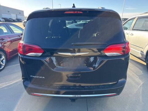 2018 Chrysler Pacifica Touring L Plus
