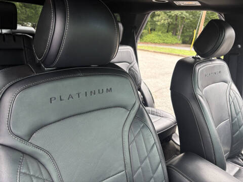 2017 Ford Explorer Platinum