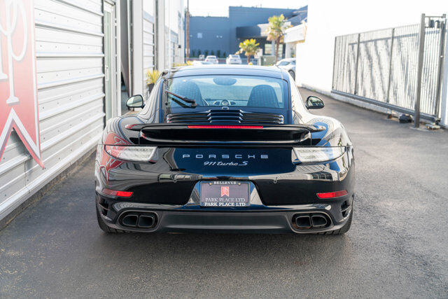 2014 Porsche 911 36