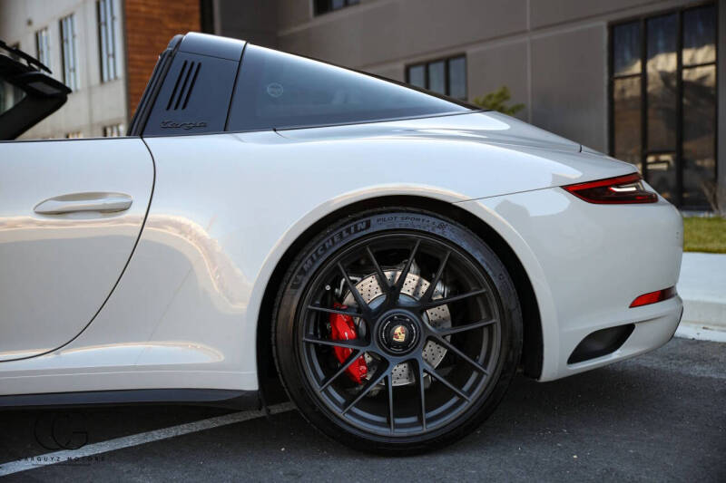 2019 Porsche 911