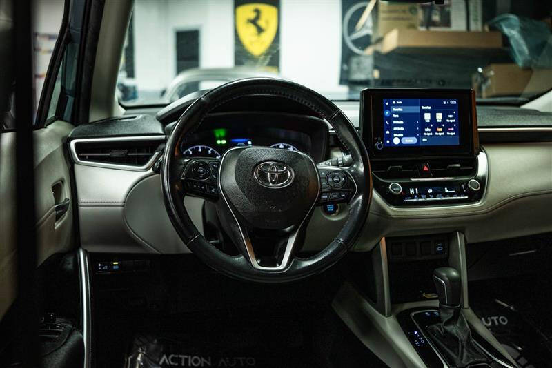 2023 Toyota Corolla Cross LE