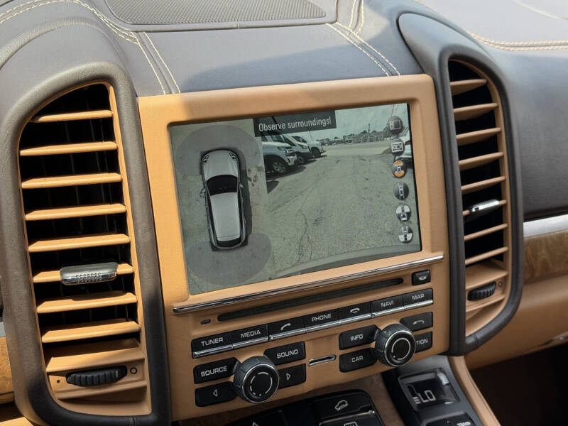 2015 Porsche Cayenne S E-Hybrid