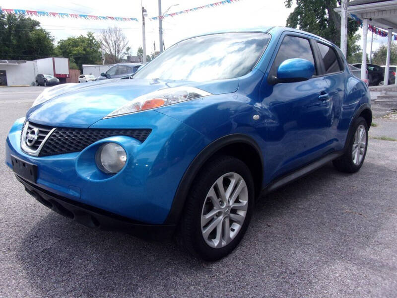 2011 Nissan JUKE for sale at AUTO MAX LLC in Evansville IN