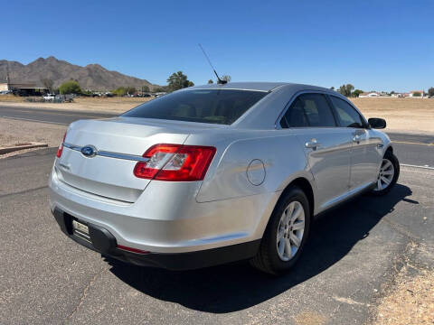 2011 Ford Taurus SE