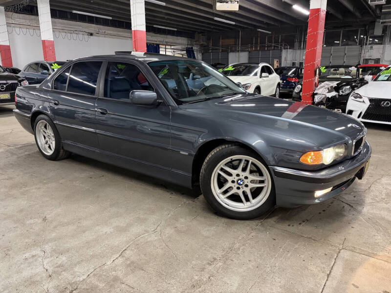 2001 BMW 7 Series 740i