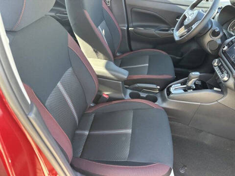 2025 Nissan Versa SR