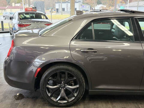 2022 Chrysler 300 S V6