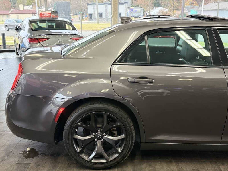 2022 Chrysler 300 S V6