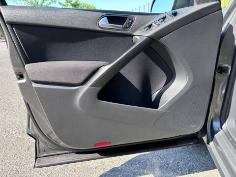 2012 Volkswagen Tiguan S