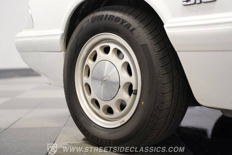 1987 Ford Mustang LX