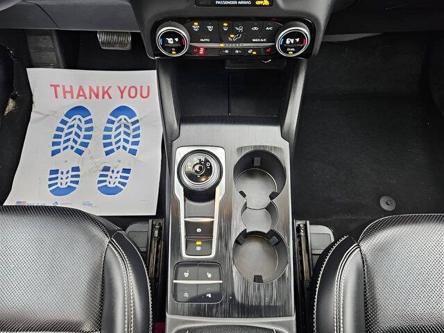 2021 Ford Escape Titanium